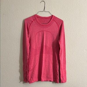 Lululemon Swiftly Tech